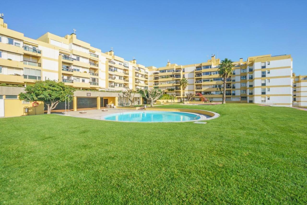 Amazing Private Room In Apartment With Sea Beach View - Pool - Park - Private Condominium - Access To The Beach Oeiras Exterior foto